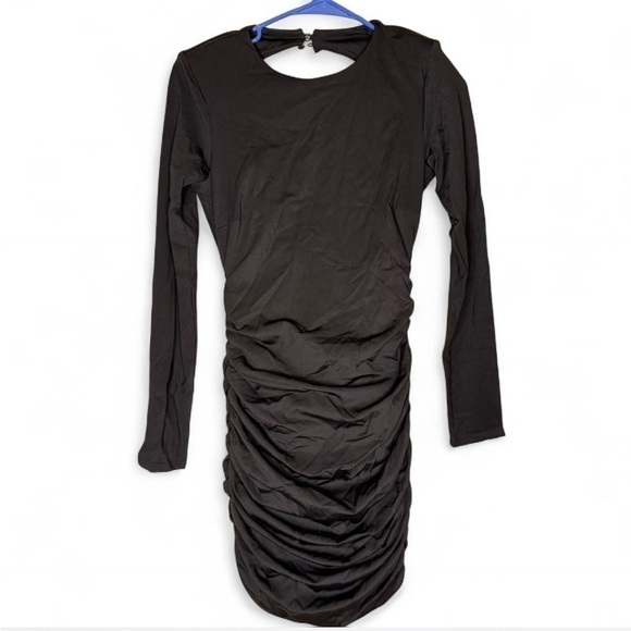 Bardot Dresses & Skirts - Bardot Elegant Black Ruched Dress